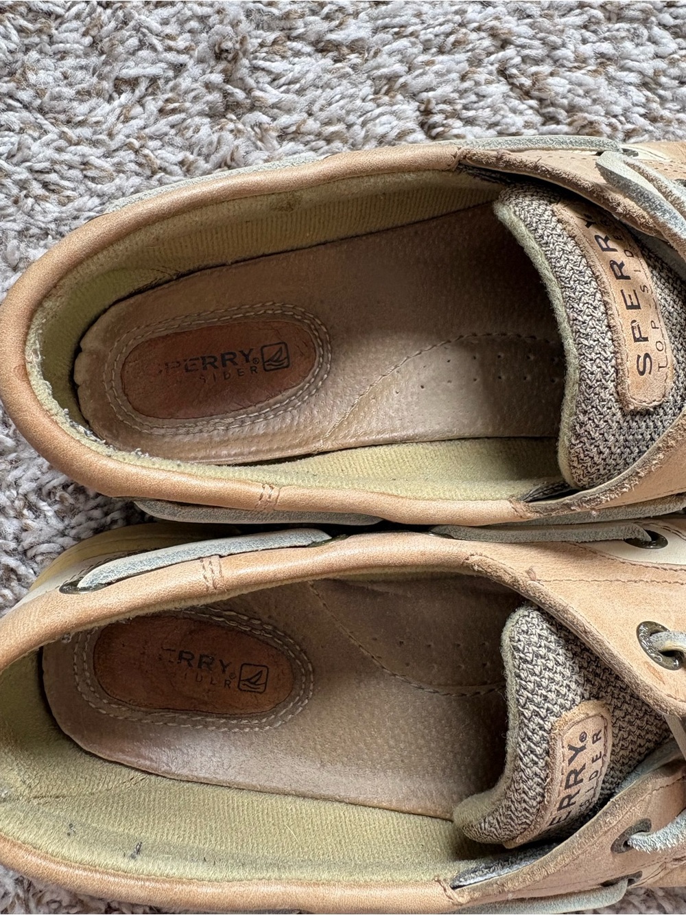 Sperry Women’s Light Tan Leather Deck Moccasins - Picture 4 of 6